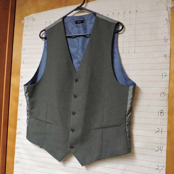 J. FERRAR 3 pc suit sz L  measurements in description, GRAY w/ white pin stripes - Picture 5 of 10